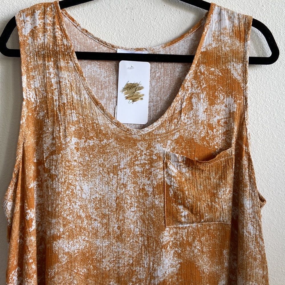 Fletch & Co Mustard Mineral Wash Tank NWT Sz L - Picture 2 of 7